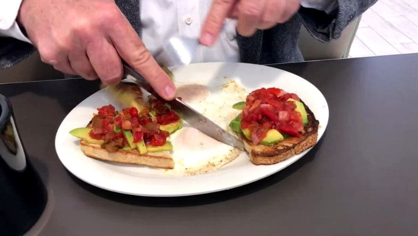 Eggs Up / Tim Mallard